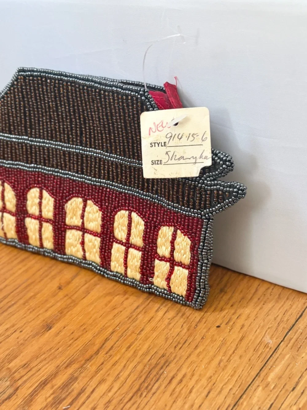 Vintage Shanghai Tang Beaded Pagoda Building Coin Purse Clutch Novelty Pouch NWT